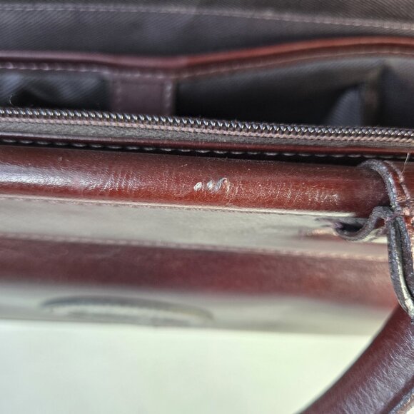 Bugatti Brown Leather Briefcase - Picture 12 of 16
